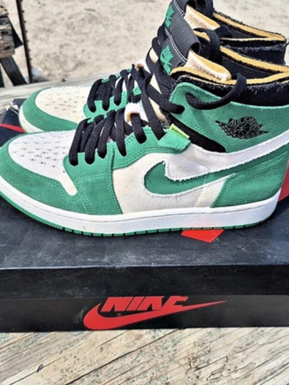 Nike Air Jordan 1 High Zoom CMFT 'Stadium Green' Sneakers